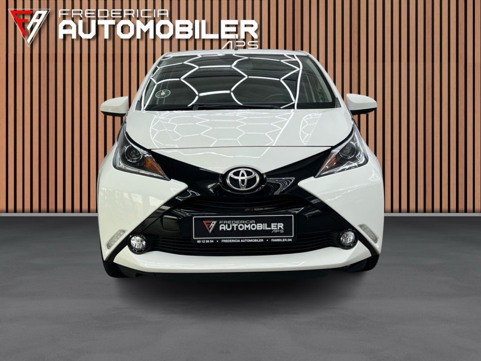 Toyota Aygo 1,0 VVT-i x-cellence 5d
