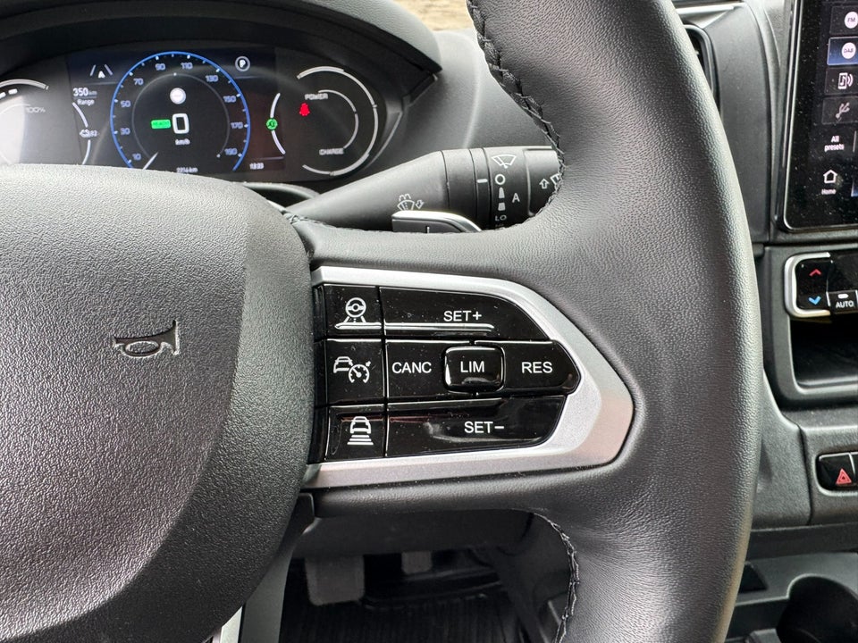 Peugeot e-Boxer 435 110 L4H2 Premium