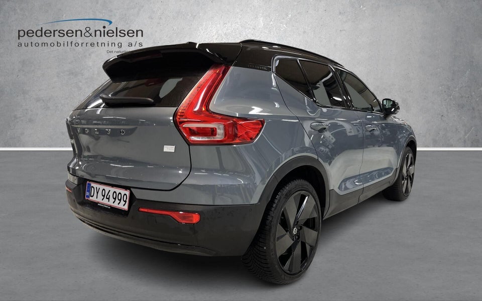 Volvo XC40 P8 ReCharge Twin Pro 5d
