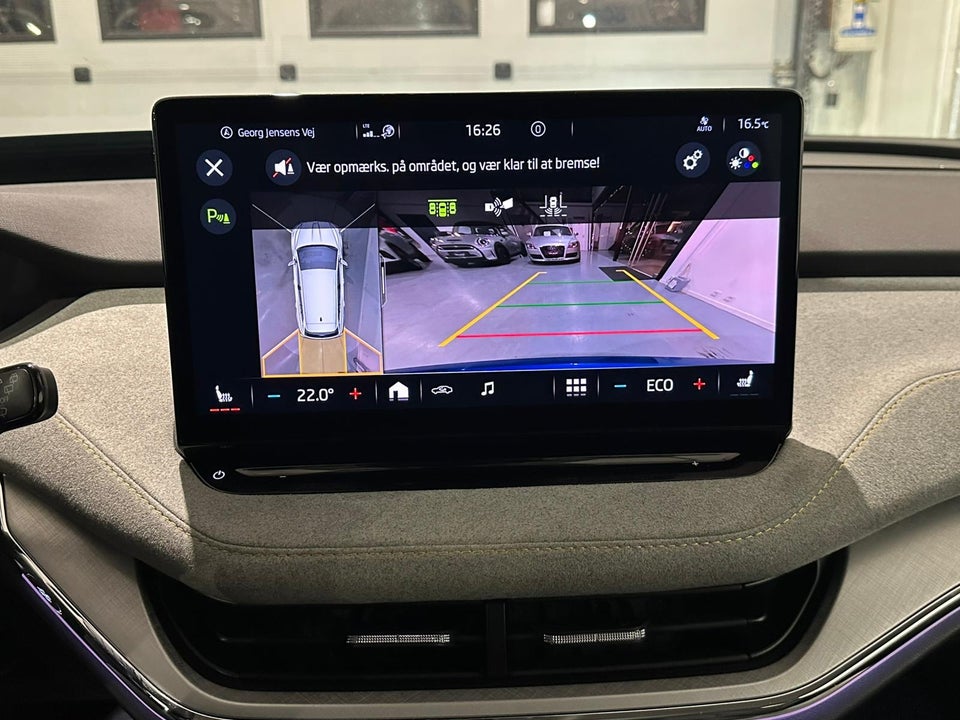 Skoda Enyaq 80 iV Selection Lounge 5d