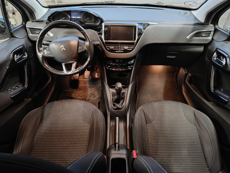 Peugeot 208 1,6 BlueHDi 100 Allure 5d