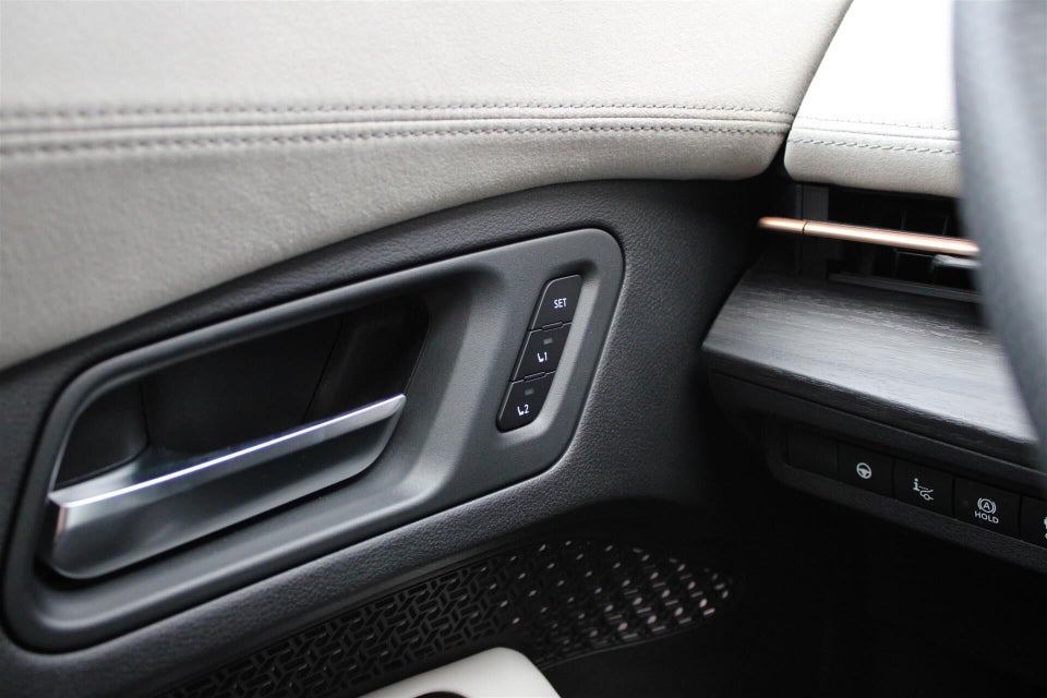 Nissan Ariya 87 Evolve 5d