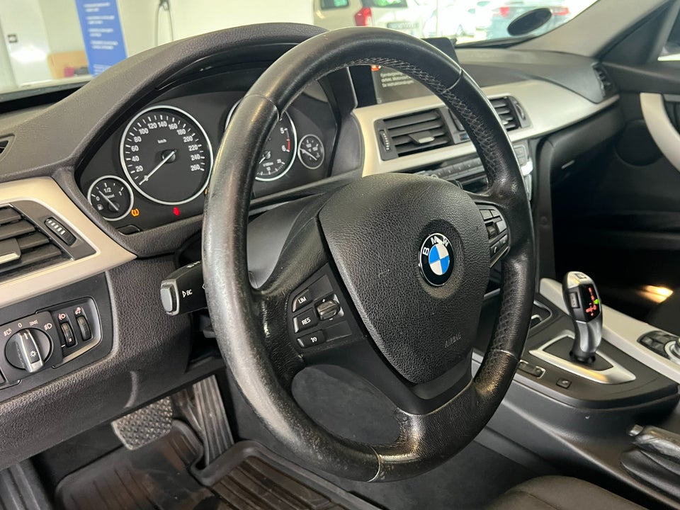 BMW 318d 2,0 Touring aut. 5d