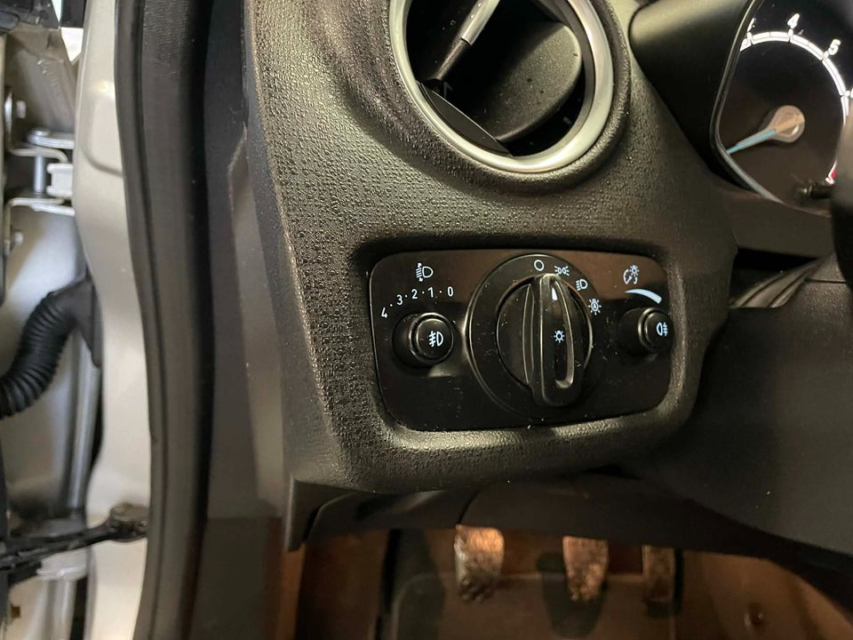 Ford Fiesta 1,0 SCTi 100 Titanium 5d