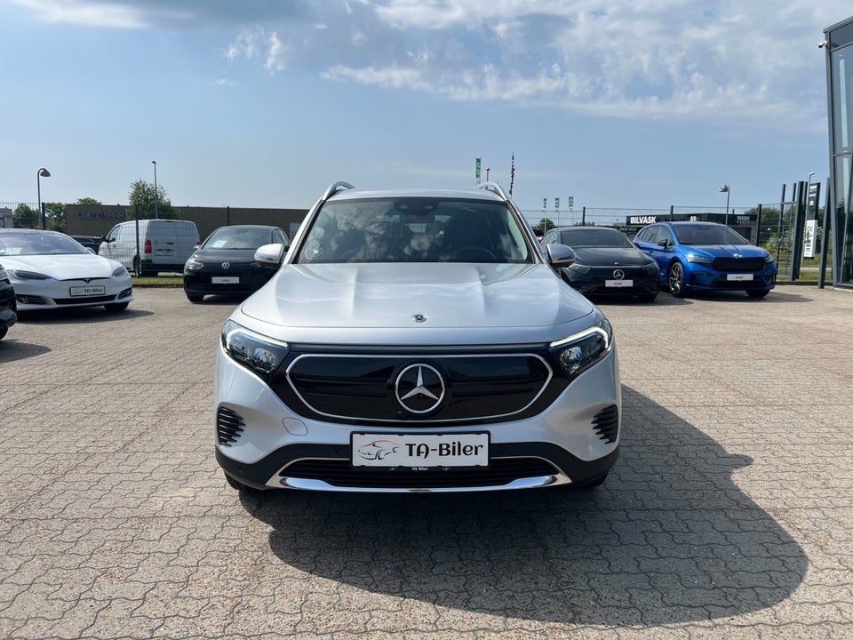 Mercedes EQB250 Progressive 5d