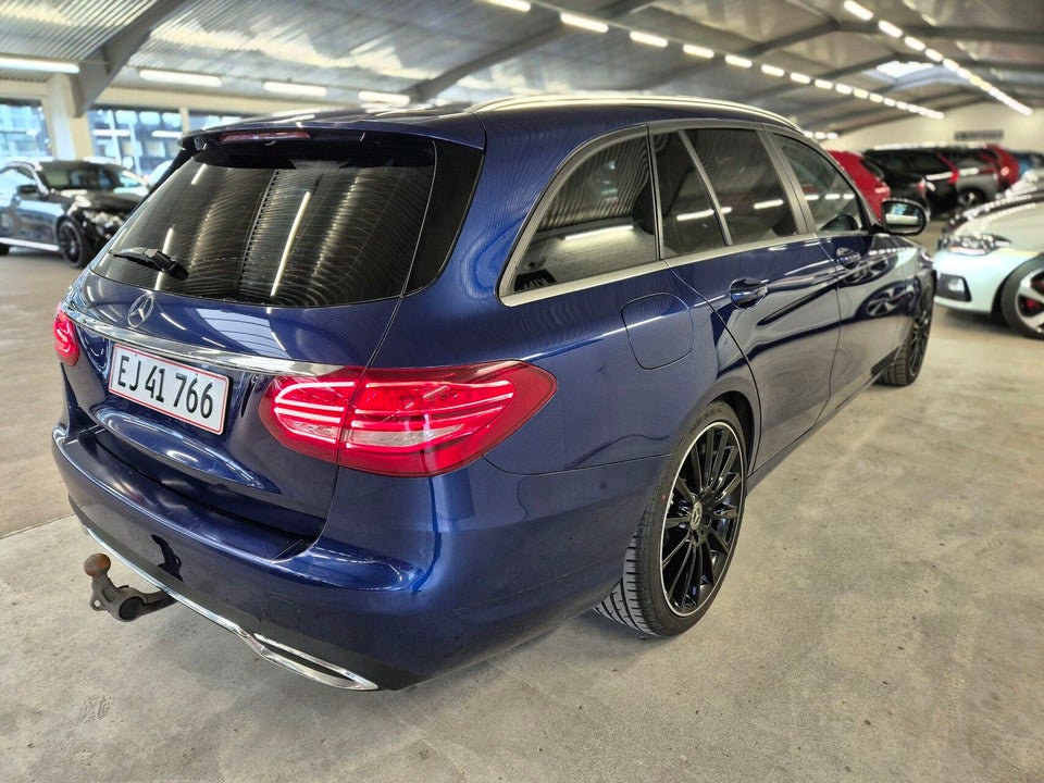 Mercedes C220 d 2,0 Exclusive stc. aut. 5d