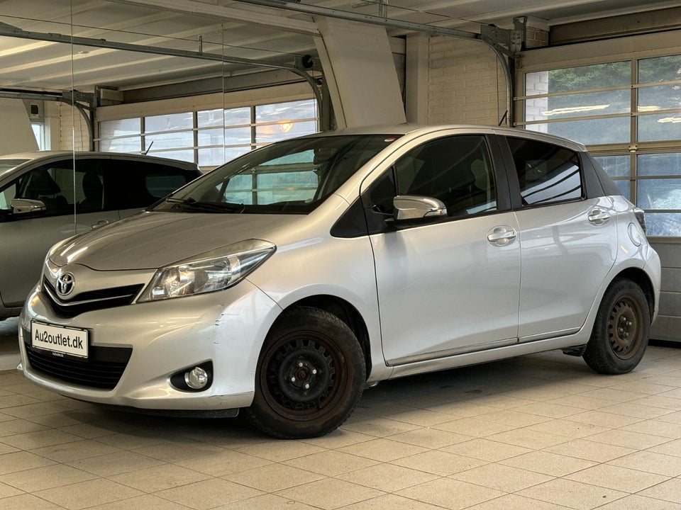 Toyota Yaris 1,0 VVT-i T2 Touch 5d