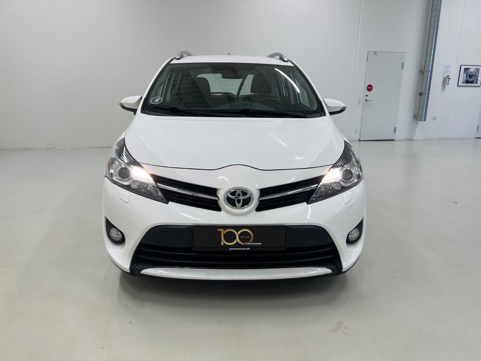 Toyota Sportsvan 1,6 D-4D T1 5d