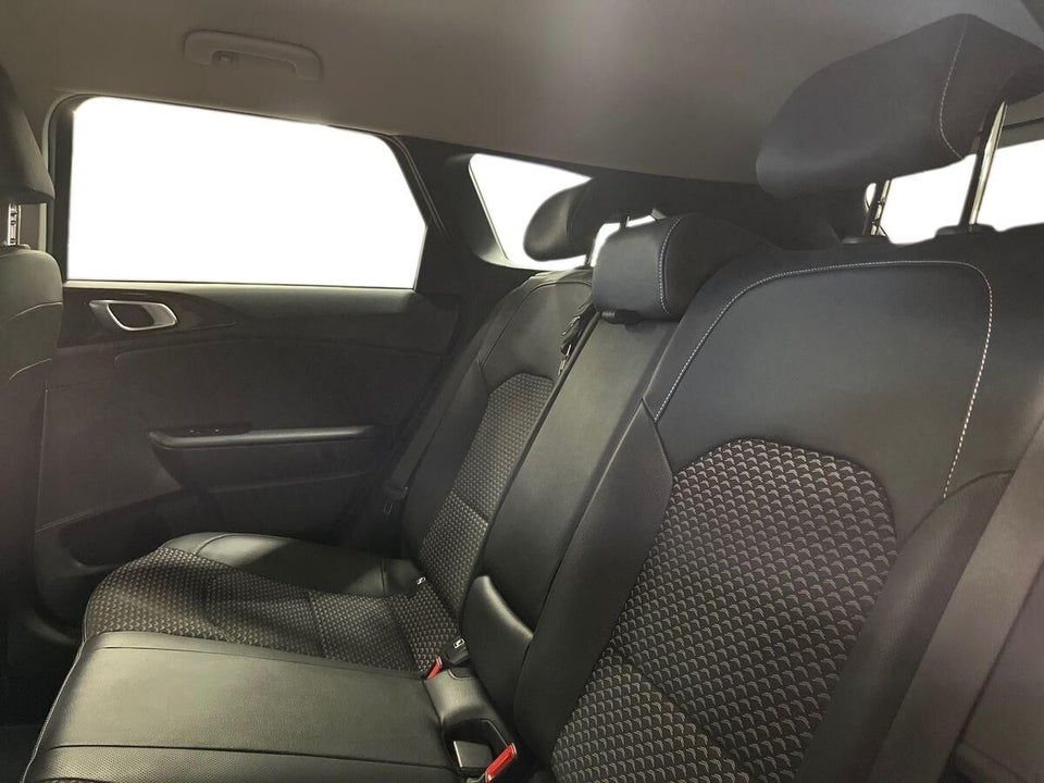 Kia Ceed 1,6 PHEV Upgrade SW DCT 5d