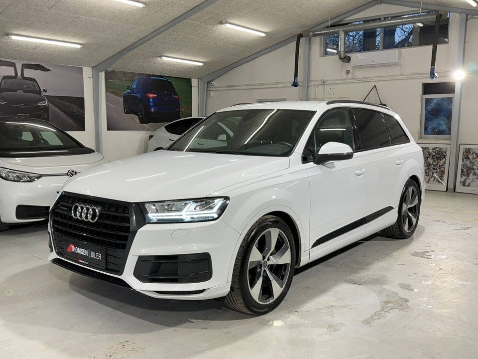 Audi Q7 3,0 TDi 272 S-line quattro Tiptr. 7prs 5d