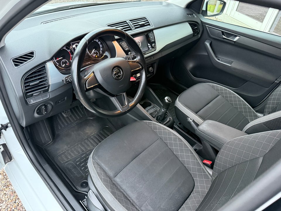 Skoda Fabia 1,0 MPi 75 Ambition Combi 5d