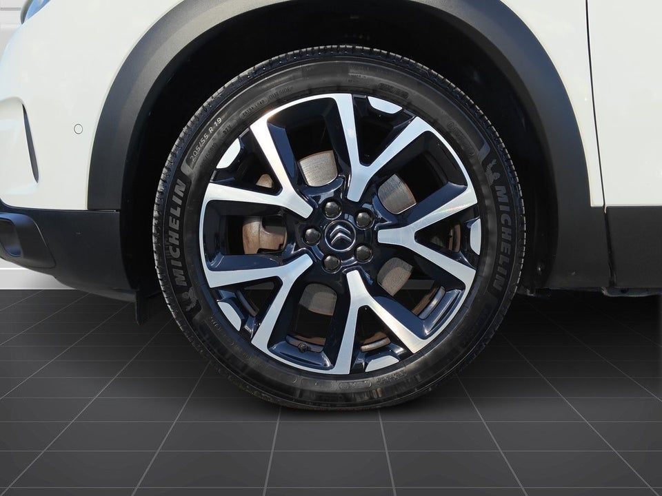Citroën C5 Aircross 1,6 Hybrid SkyLine EAT8 5d