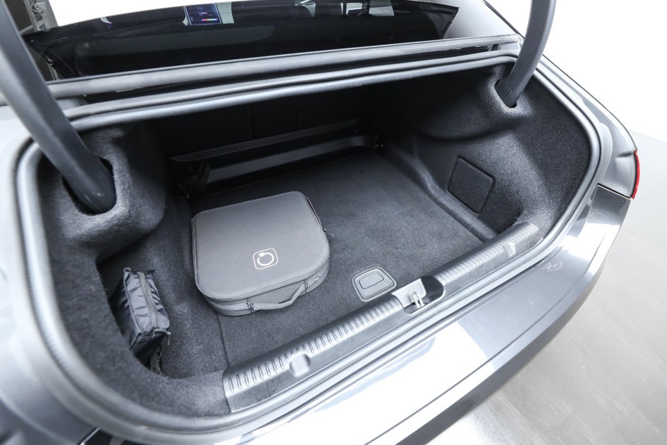 Mercedes EQE350+ AMG Line 4d