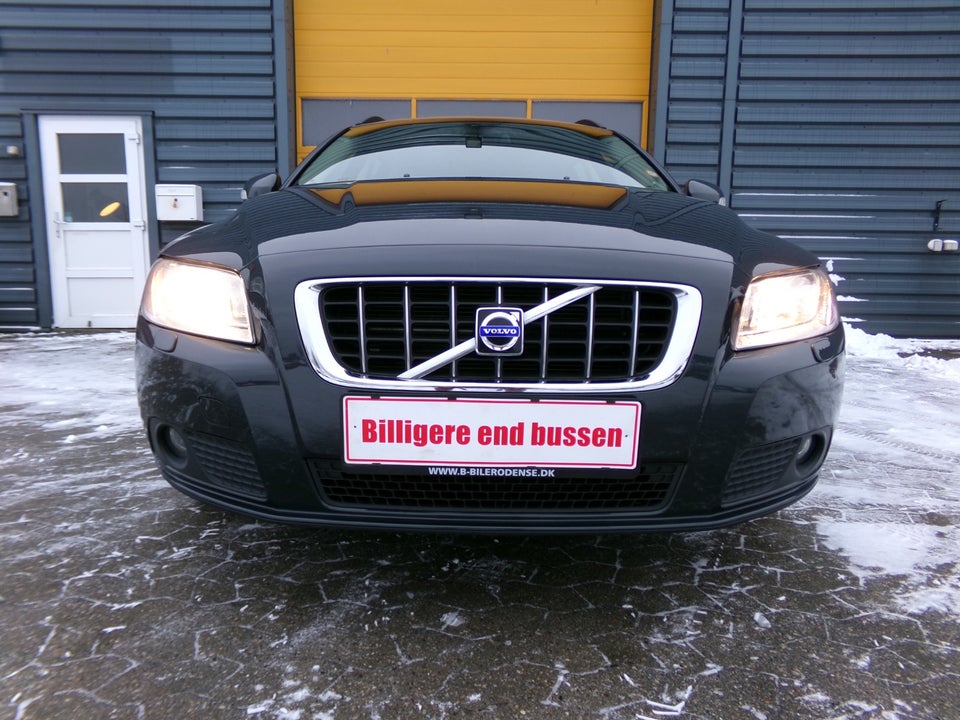 Volvo V70 2,0 Momentum 5d