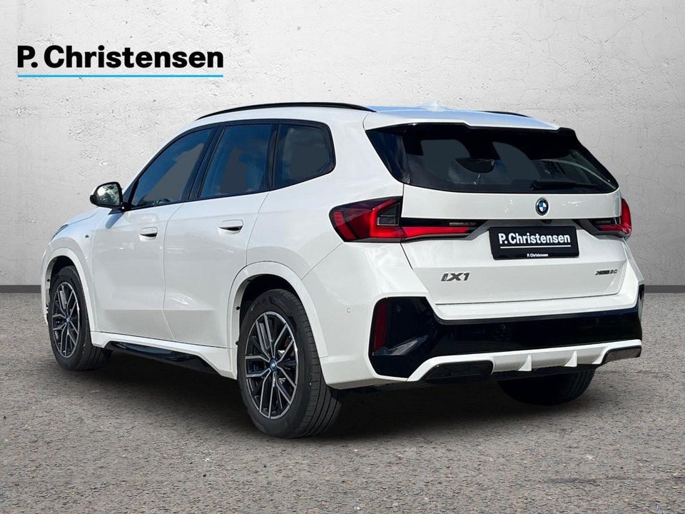 BMW iX1 xDrive30 Charged M-Sport 5d