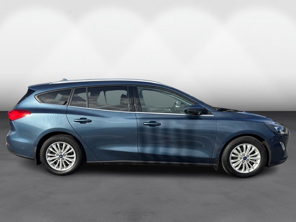 Ford Focus 1,0 EcoBoost mHEV Titanium stc. 5d