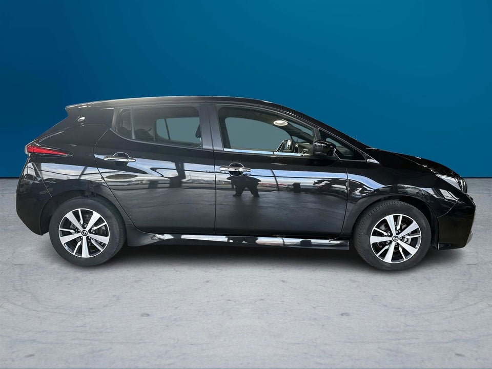 Nissan Leaf 40 Acenta 5d