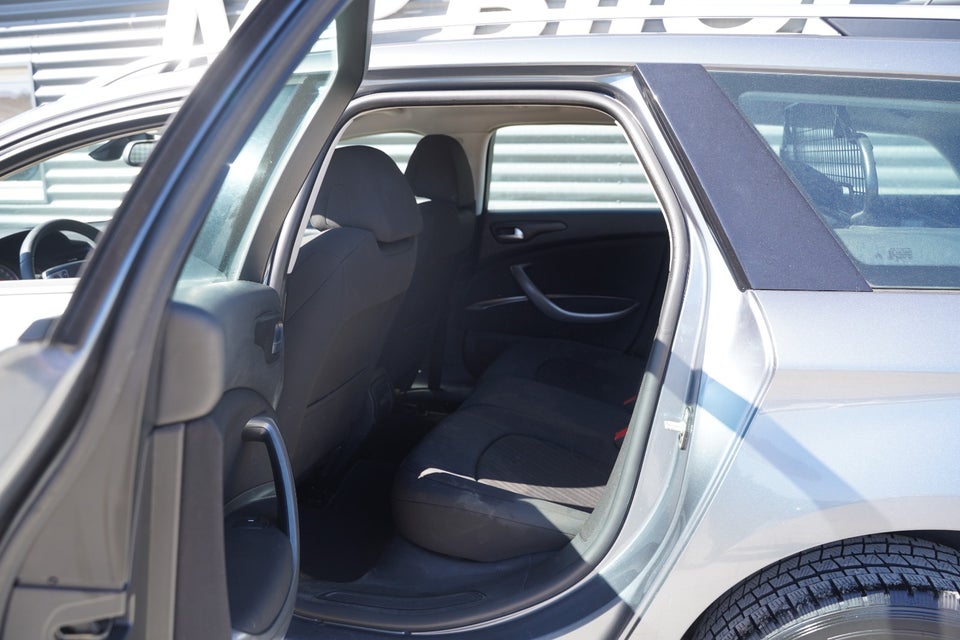 Citroën C5 2,0 HDi 140 Attraction Tourer 5d