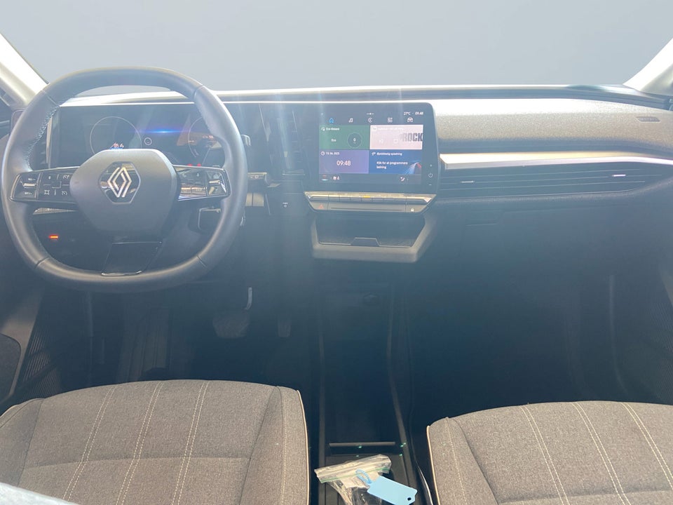 Renault Megane E-Tech 40 Equilibre 5d