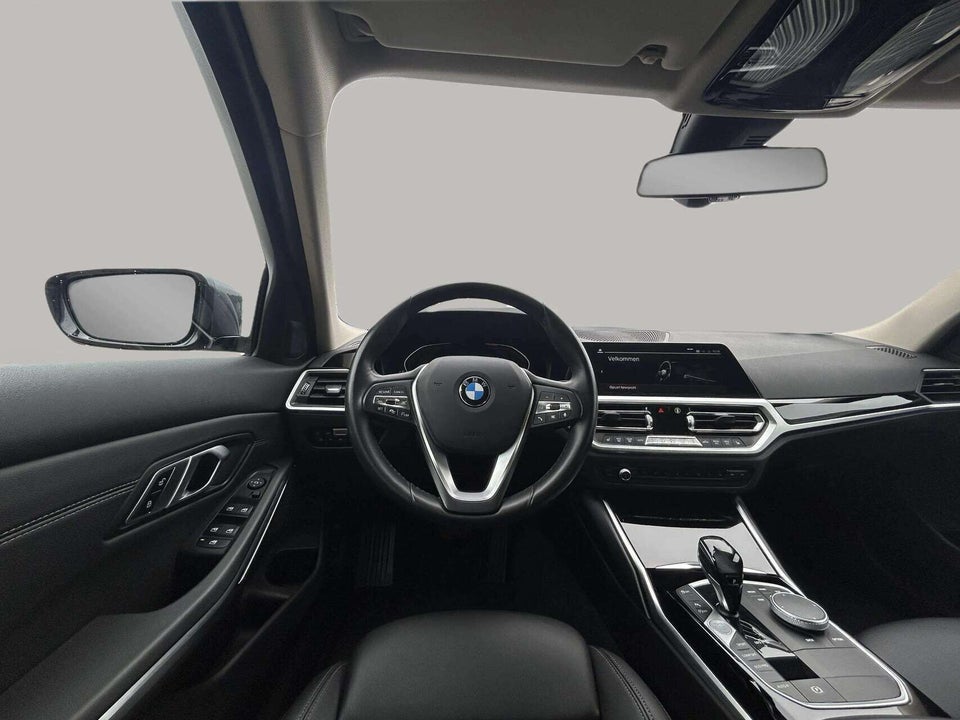 BMW 320i 2,0 Sport Line aut. 4d