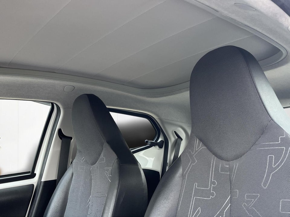 Toyota Aygo 1,0 VVT-i x-sky 5d