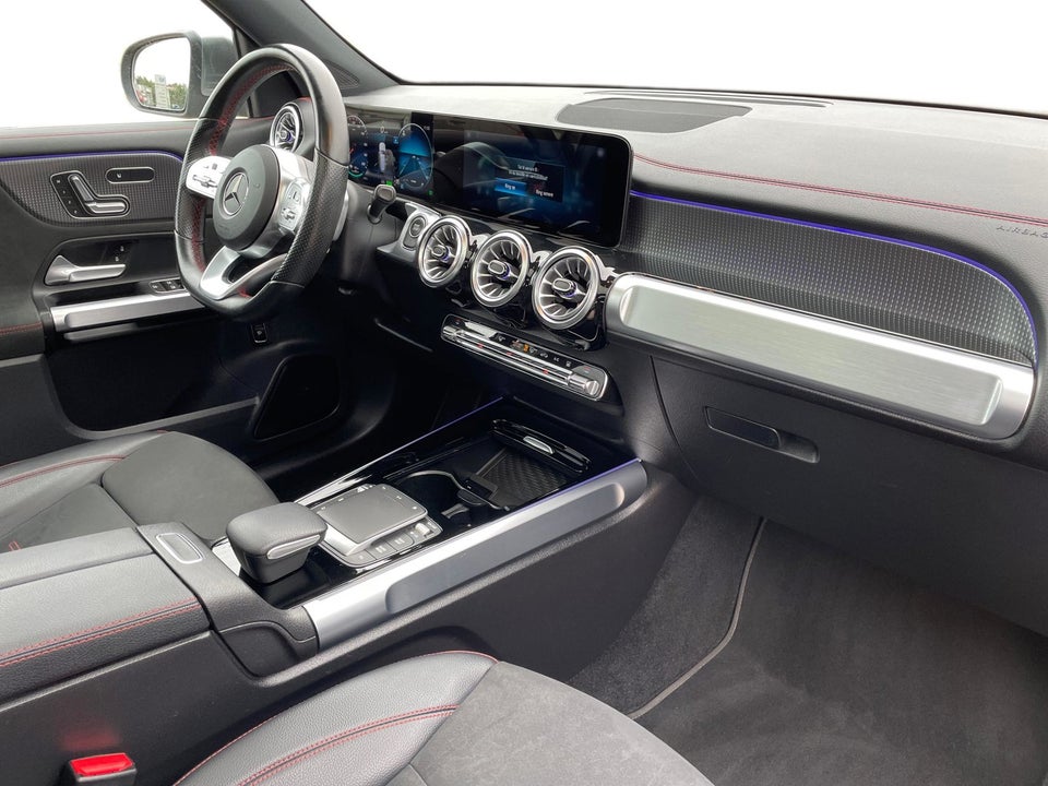 Mercedes EQB300 AMG Line 4Matic 5d