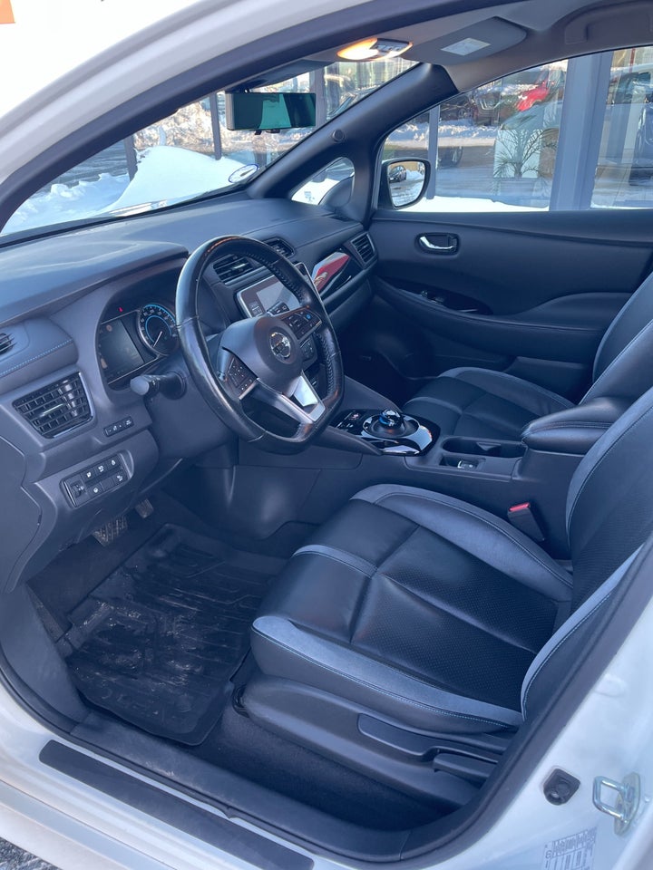 Nissan Leaf 62 e+ Tekna 5d