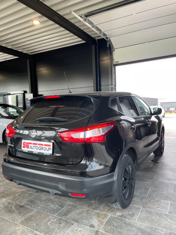 Nissan Qashqai 1,2 Dig-T 115 Visia 5d