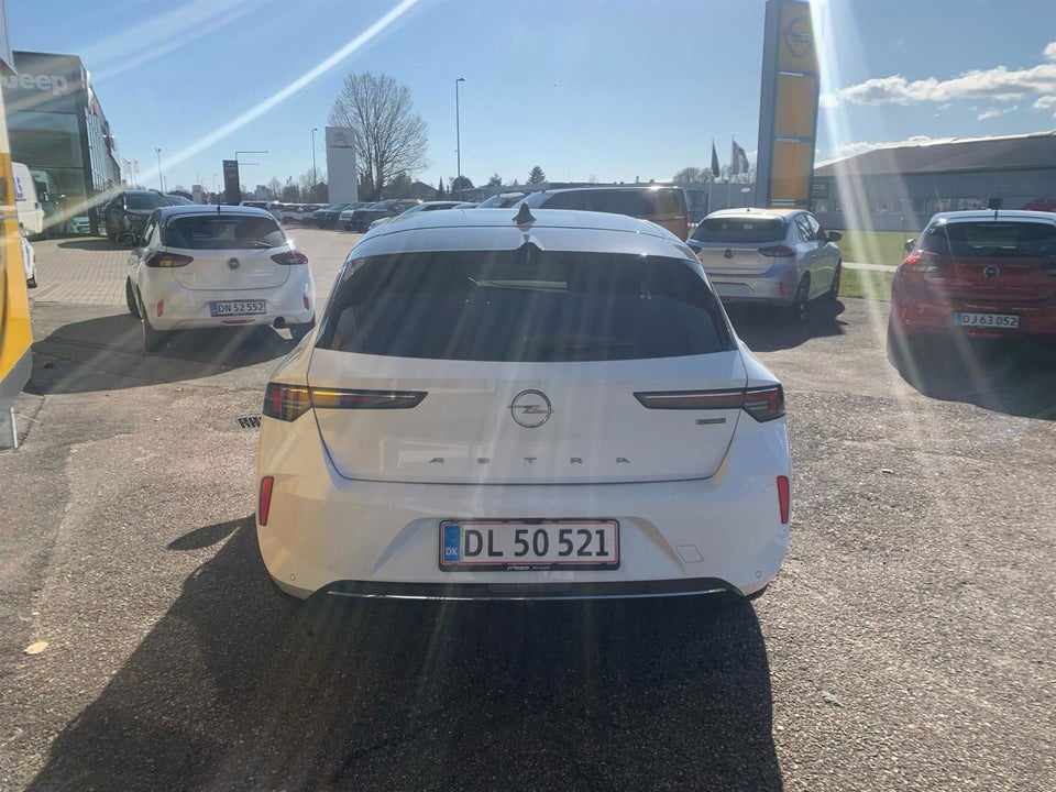 Opel Astra 1,6 PHEV Ultimate aut. 5d
