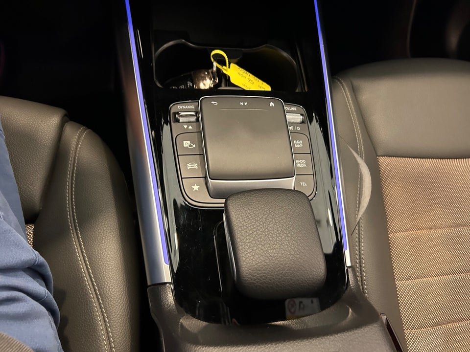 Mercedes EQA250 5d