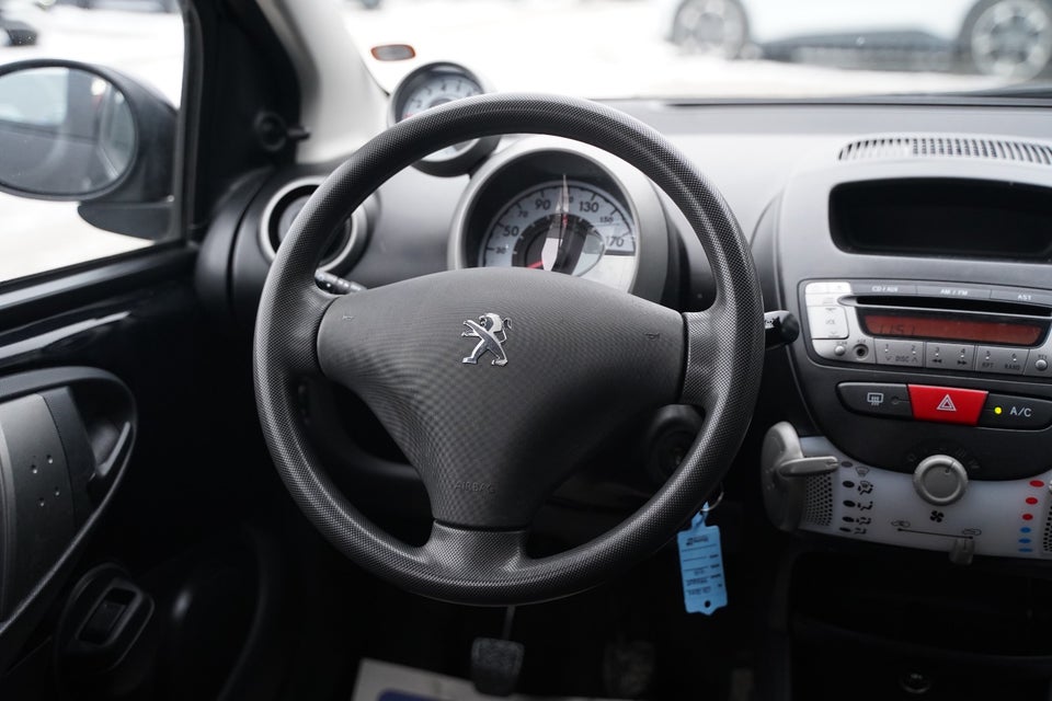 Peugeot 107 1,0 Champion Air 5d