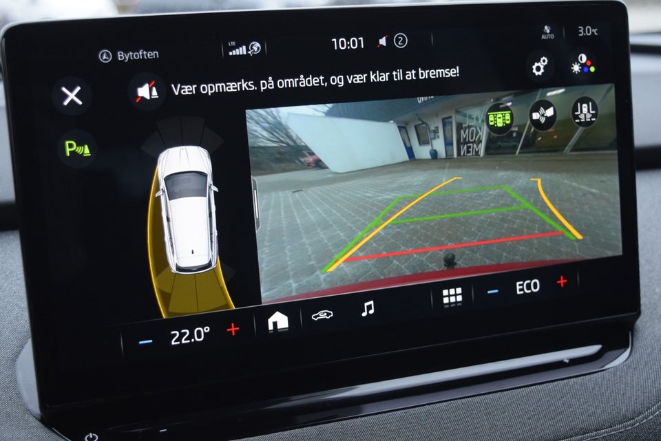 Skoda Enyaq 60 iV Loft 5d