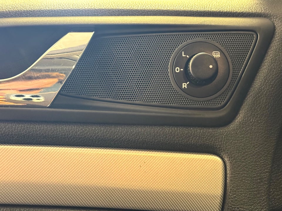 Skoda Octavia 1,6 TDi 105 Ambiente Combi 5d