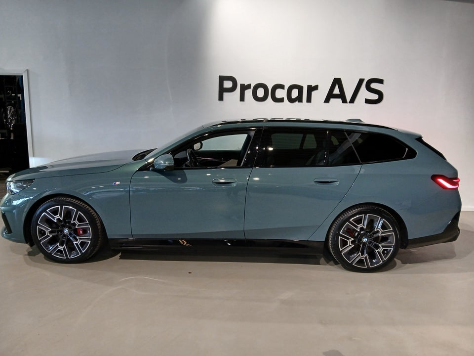 BMW i5 eDrive40 Touring M-Sport Pro 5d