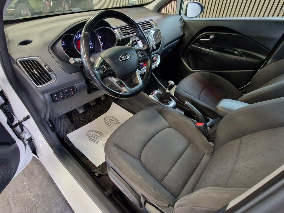 Kia Rio 1,2 CVVT Limited 5d