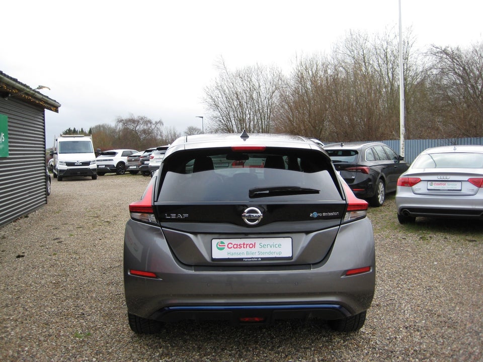 Nissan Leaf 62 e+ Tekna 5d