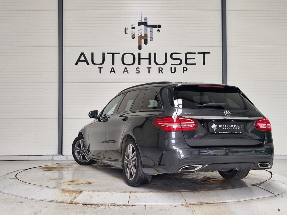 Mercedes C300 2,0 AMG Line Night Edition stc. aut. 5d