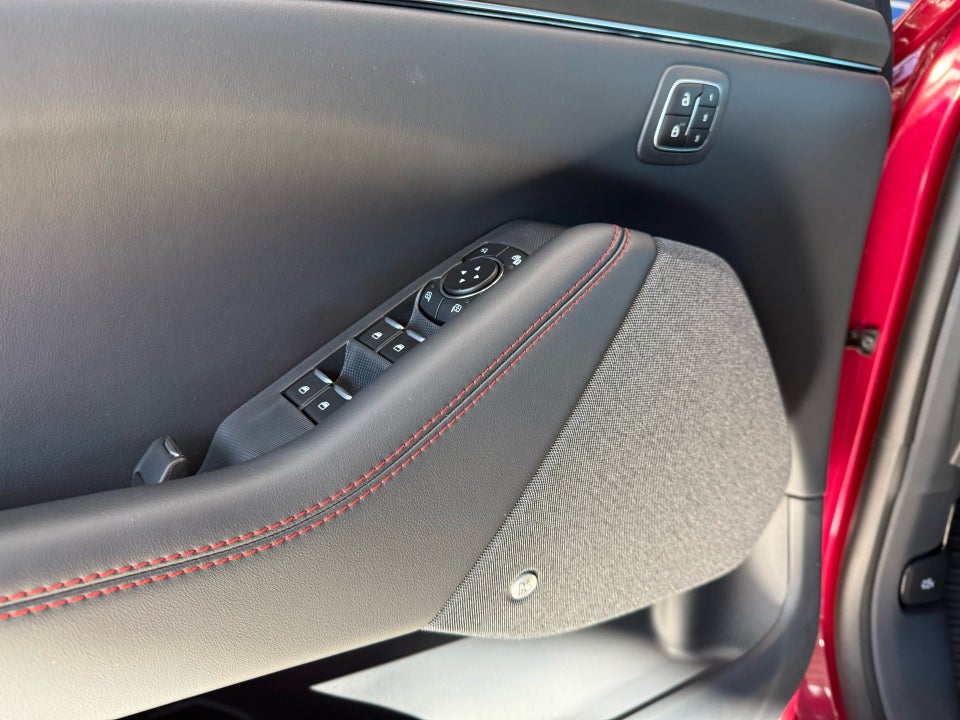 Ford Mustang Mach-E 98 Premium Extended Range AWD 5d