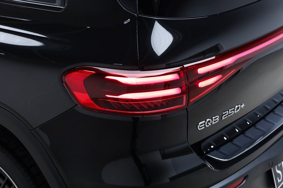 Mercedes EQB250+ AMG Advance 7prs 5d