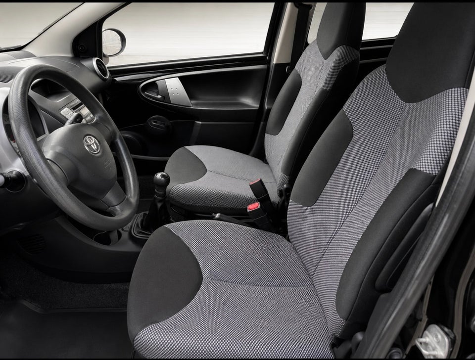 Toyota Aygo 1,0 VVT-i T1 5d