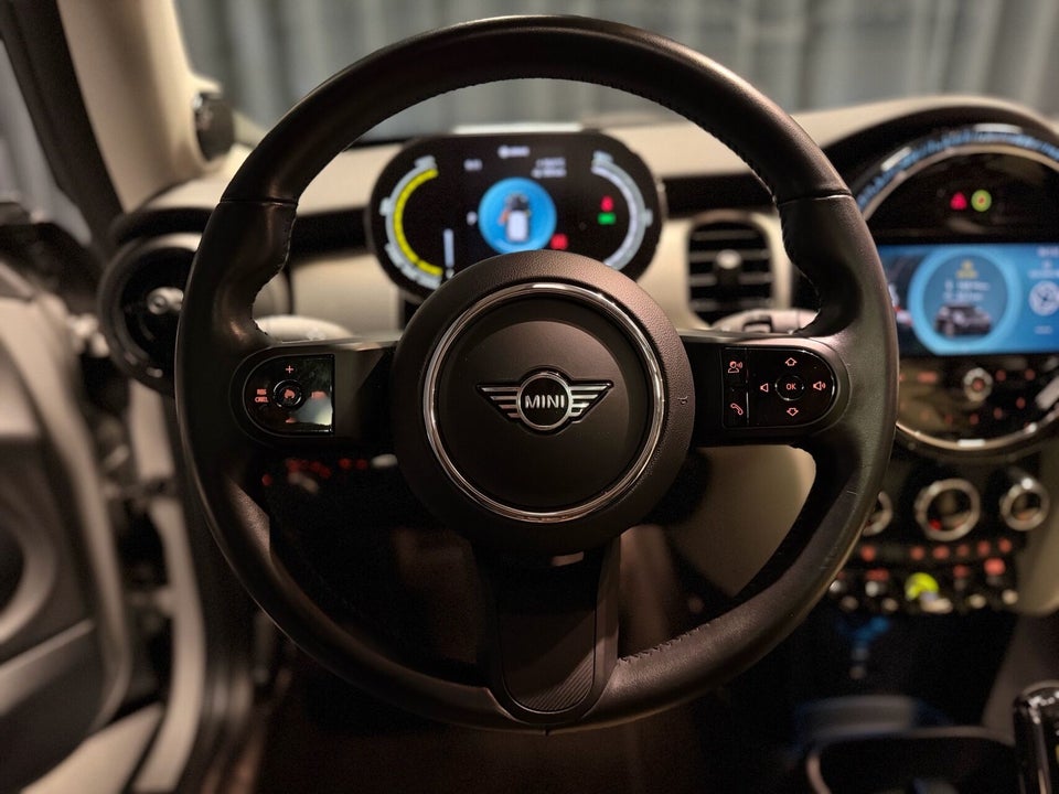 MINI Cooper SE Edition Premium Plus 3d