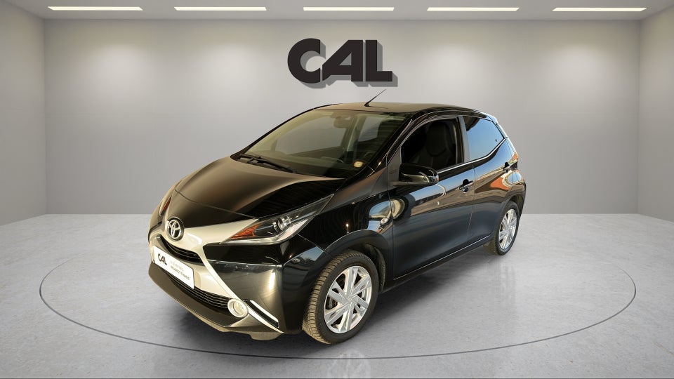 Toyota Aygo 1,0 VVT-i x-black II x-shift 5d