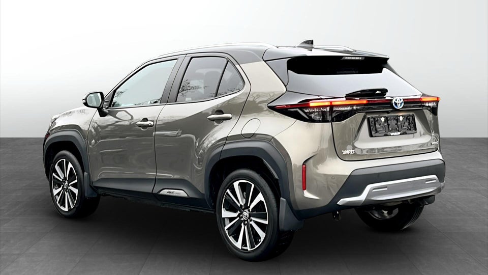 Toyota Yaris Cross 1,5 Hybrid Premier Edition e-CVT 5d