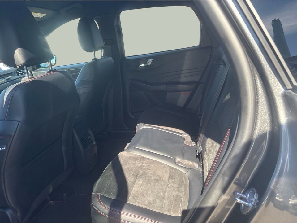 Ford Kuga 2,5 PHEV ST-Line X CVT 5d
