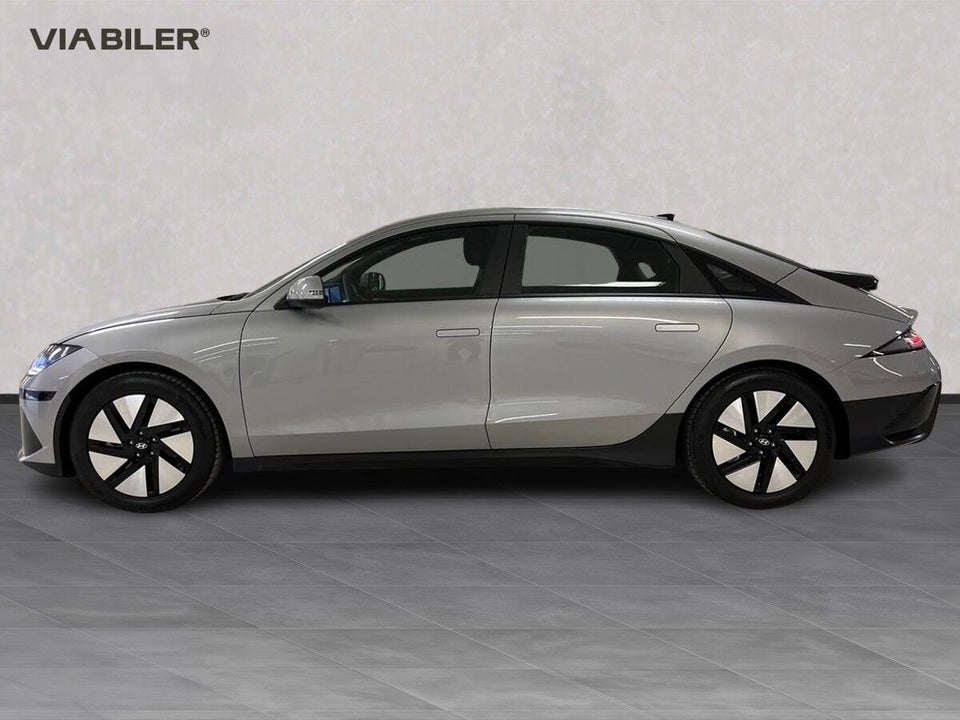 Hyundai Ioniq 6 53 Essential 4d