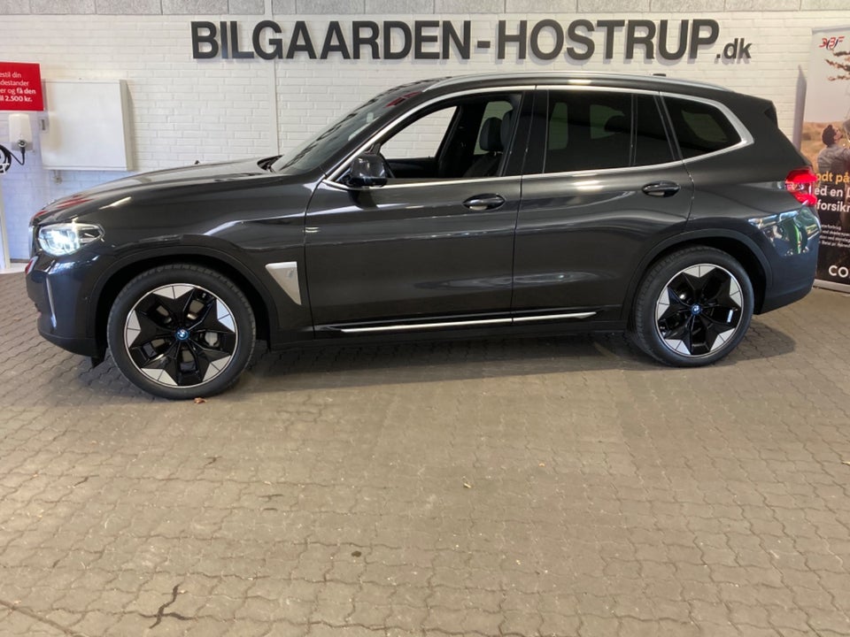 BMW iX3 Charged Impressive 5d