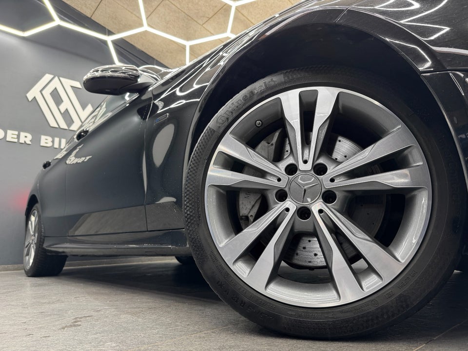 Mercedes C300 de 2,0 AMG Line Night Edition stc. aut. 5d