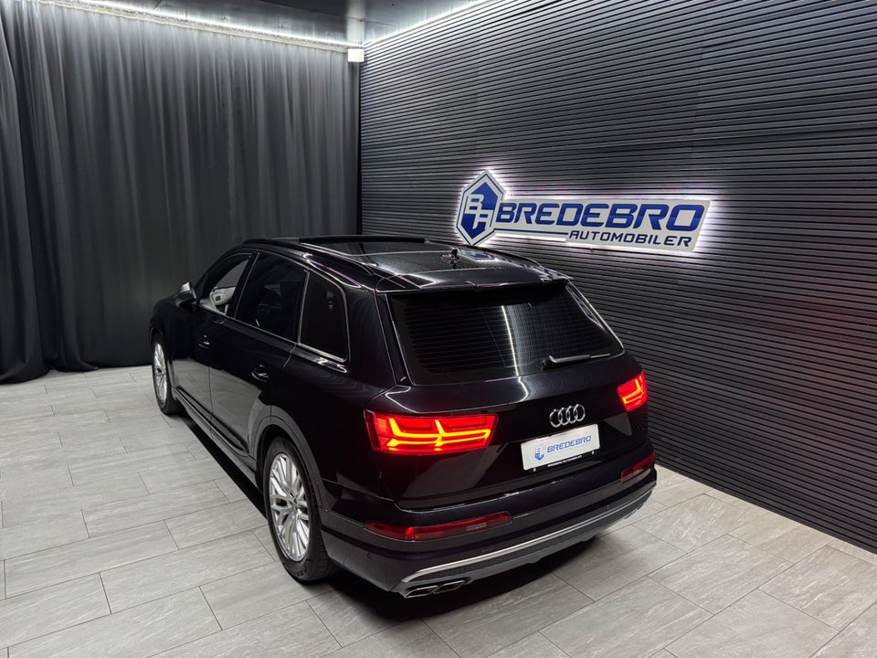 Audi SQ7 4,0 TDi quattro Tiptr. 7prs 5d