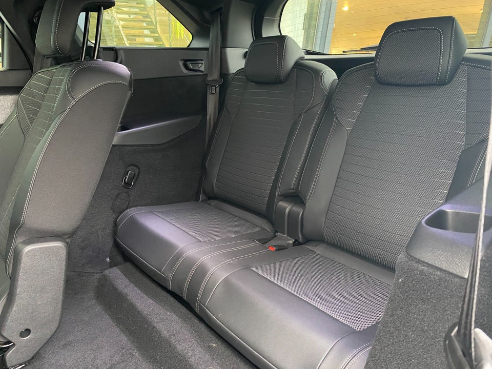 Peugeot e-5008 77 GT Pack 7prs 5d