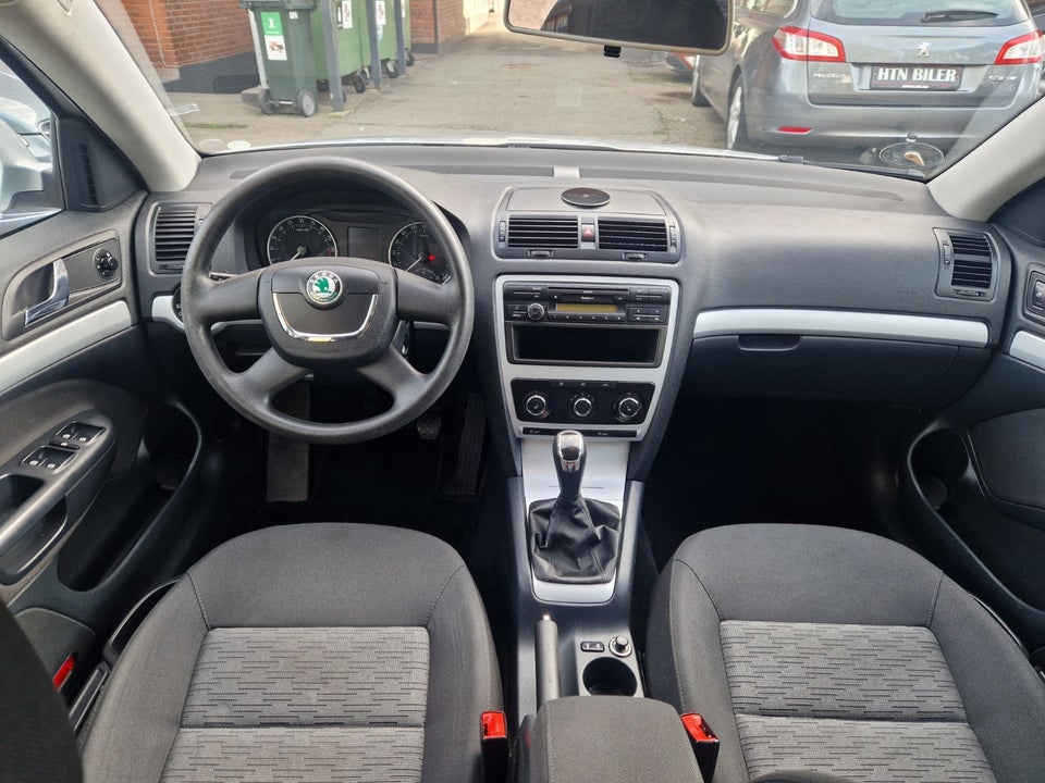 Skoda Octavia 1,6 TDi 105 Ambiente Combi GreenLine 5d